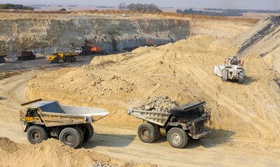 Obraz premium Open Pit Coal Mining and Equipment