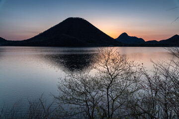 榛名湖の夜明け②