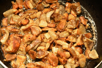mushrooms fried in oil