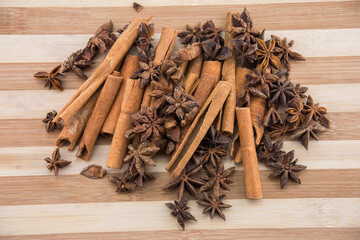 Dried anise stars  and cinnamon