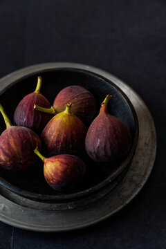 sliced figs