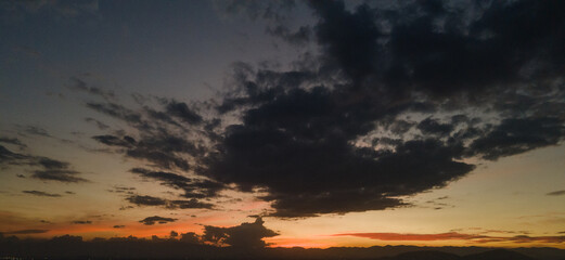 Cielo durante el atardecer