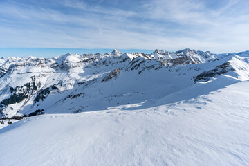 Fototapeta na wymiar winter in den Allgäuer Alpen 