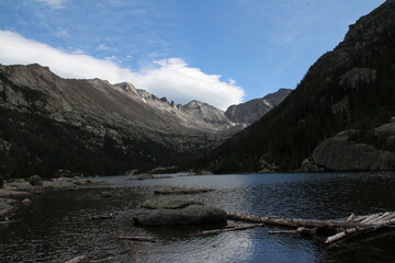 Rocky Mountains / Lake