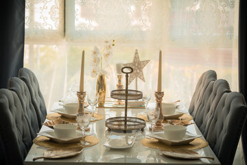 table setting at home