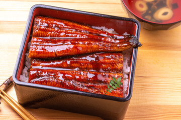 国産うなぎのうな重