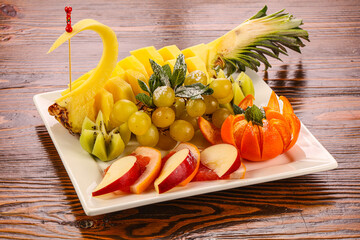Fruit plate mix with. pineapple