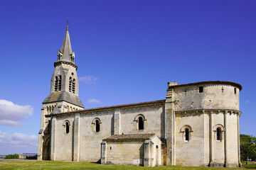 Fototapeta na wymiar Bouliac church view near Bordeaux region in France