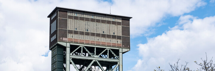 Hammerkopfturm der ehemaligen Zeche Minister Stein, Eving, Dortmund, Ruhrgebiet, Nordrhein-Westfalen, Deutschland, Europa