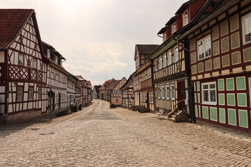 Romantisches Fachwerkstädtchen Ummerstadt in Thüringen; Blick in die Marktstraße