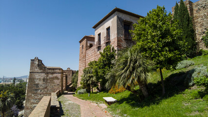 Fototapeta na wymiar antigua muralla nazarí de la alcazaba de Málaga, Andalucía