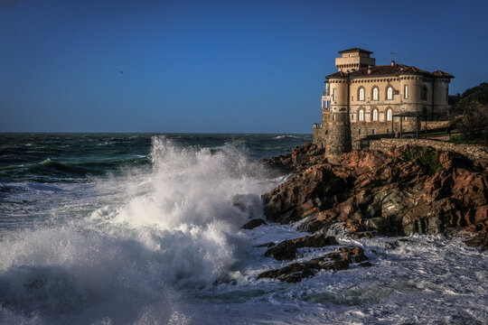 Il castello del Boccale a Calafuria (LI)