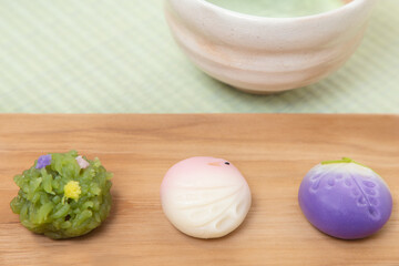 伝統の和菓子　かわいい練り切り3種類