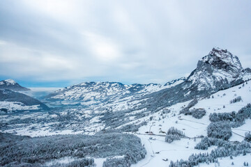 Obraz premium snow covered mountains