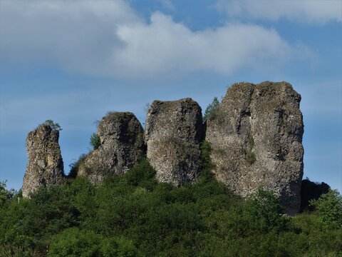 Felsmassiv der Munterley in Gerolstein / Vulkaneifel
