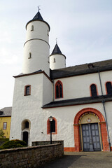 Fototapeta premium Kloster Steinfeld, ehemalige Prämonstratenserabtei - Steinfeld Monastery, former Premonstratensian Abbey