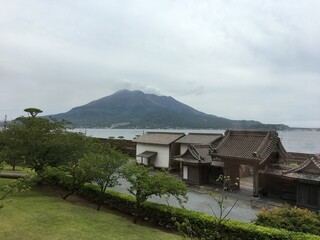 Fototapeta na wymiar 桜島と錦江湾、鹿児島
