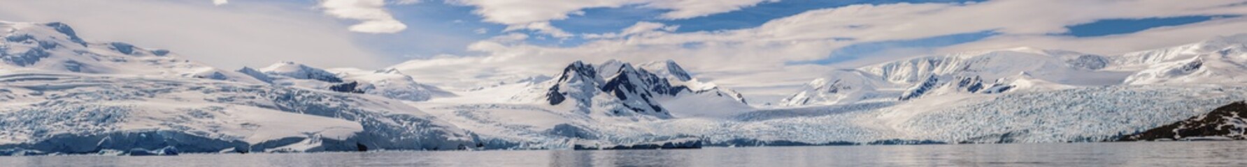 Gerlache Straight panorama © expatphotos