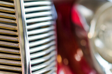 headlight of a antique red car