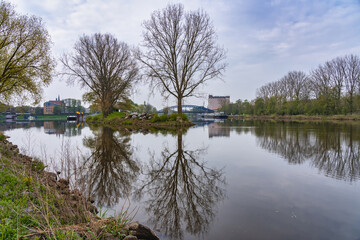 Fototapeta premium Nienburger Hafen an der Weser