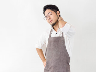 家事に悩む男性のイメージ