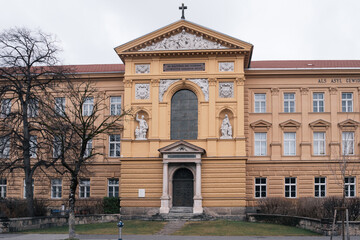 Fototapeta na wymiar Sieberersches Waisenhaus und Greisenasyl - Sieberer Orphanage and Elderly Asylum in the Saggen Quarter of Innsbruck, Tyrol, Austria