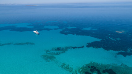 Fototapeta na wymiar drone view of the sea and a boat