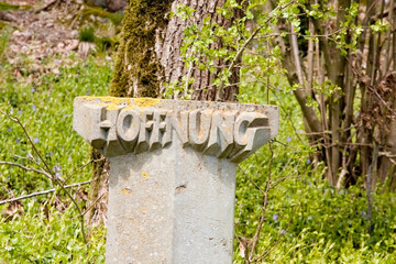 Steinsäule Hoffnung