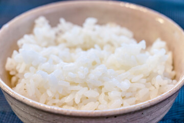 お茶碗と白いご飯