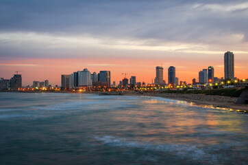 Fototapeta premium Tel Aviv, Israel City Skyline on the Mediterranean at Dusk