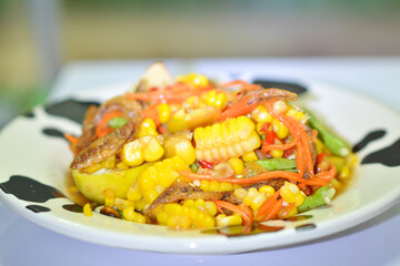 corn salad with vegetables