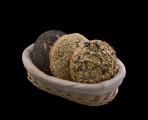 Bread with various seeds in à basket