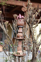 Tonburg im Garten Deko