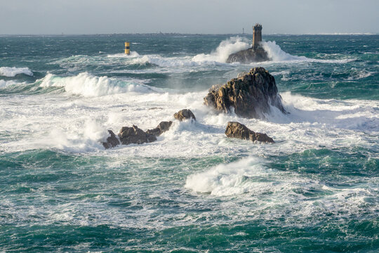 La pointe du raz et la temp&ecirc;te
