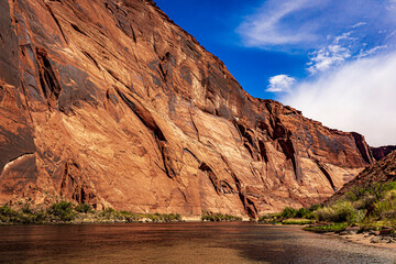 Fototapeta na wymiar A cliff on the Colorado River in the National Recreation Area