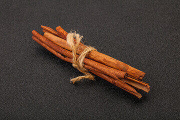 Aroma Cinnamon stick heap isolated
