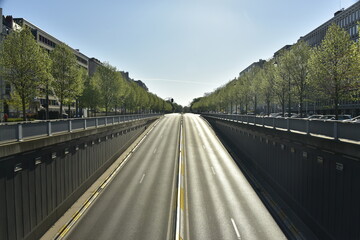 Sortie de tunnel à l'avenue de Tervuren au square Montgomery à Bruxelles