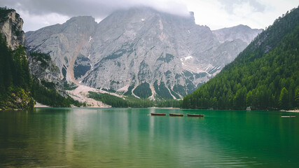 Fototapeta premium Lago di Braies - The dolomites