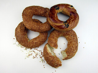 bagels with sesame