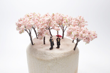 a fun of mini figure Kimino Dress under the cherry blossoms
