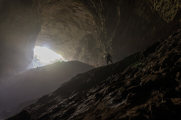 Closeup shot of the Gruta de Totomochapa cave in the dark in Mexico