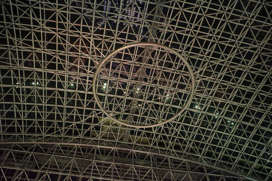 金沢駅「もてなしドーム」の天井