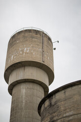 Water storage tank