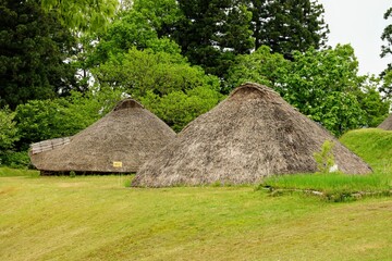 Fototapeta na wymiar 日本の遺跡の竪穴住居