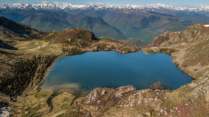 Etang d'Appy en Ariège, lac des Pyrénées - Occitanie - France 