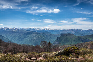 Vue sur les Pyrénées, lors de la randonnée de l'étang d'Appy - Occitanie - France 