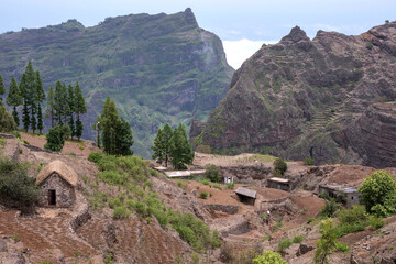 Montañas en Corda en la isla de Santo Antao en el archipiélago de Cabo Verde