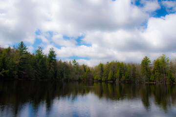 Fototapeta na wymiar Beautiful lake in the province of Quebec, Canada
