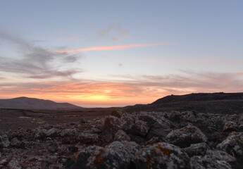 Bonito paisaje del atardecer 