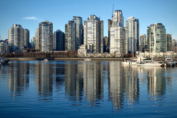 Obraz na płótnie Canvas Vancouver skyline. Yaletown from False Creek. British Columbia. Canada.